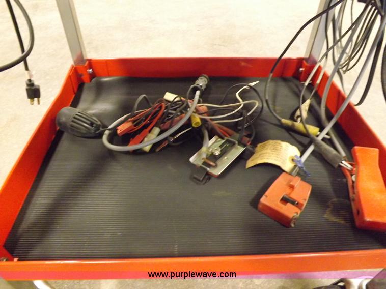 image for item I8342 Snap-On digital oscilloscope