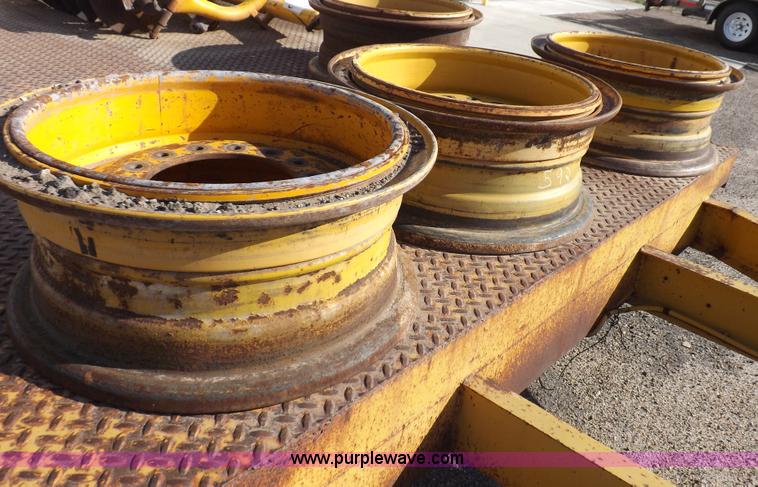 image for item I8346 (3) motor grader wheels