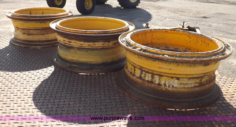 image for item I8346 (3) motor grader wheels