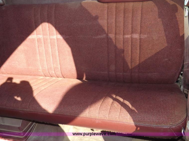 image for item I8349 1995 GMC Sierra 1500 SL Ext. Cab pickup truck