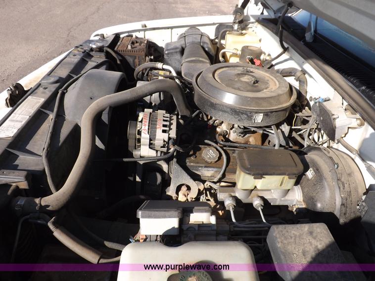 image for item I8349 1995 GMC Sierra 1500 SL Ext. Cab pickup truck