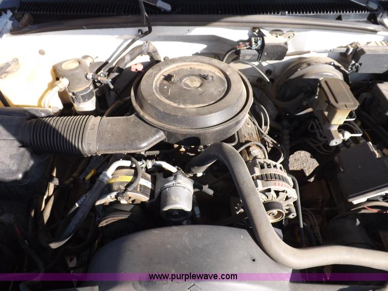 image for item I8349 1995 GMC Sierra 1500 SL Ext. Cab pickup truck