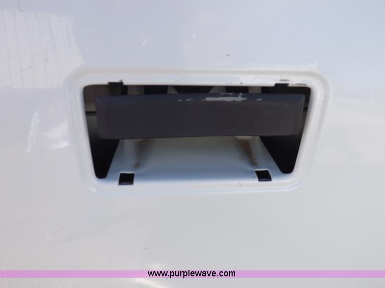 image for item I8349 1995 GMC Sierra 1500 SL Ext. Cab pickup truck