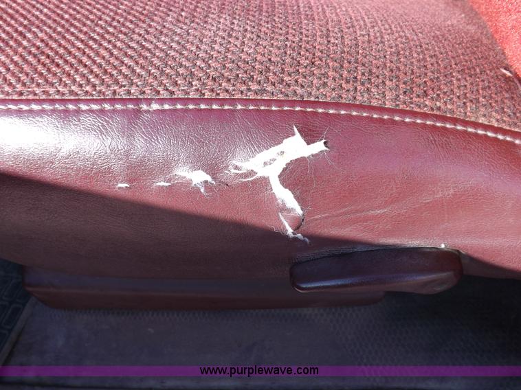 image for item I8349 1995 GMC Sierra 1500 SL Ext. Cab pickup truck