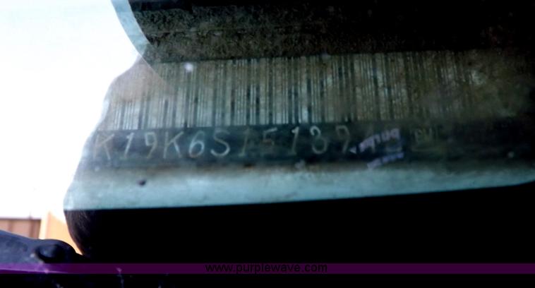 image for item I8349 1995 GMC Sierra 1500 SL Ext. Cab pickup truck