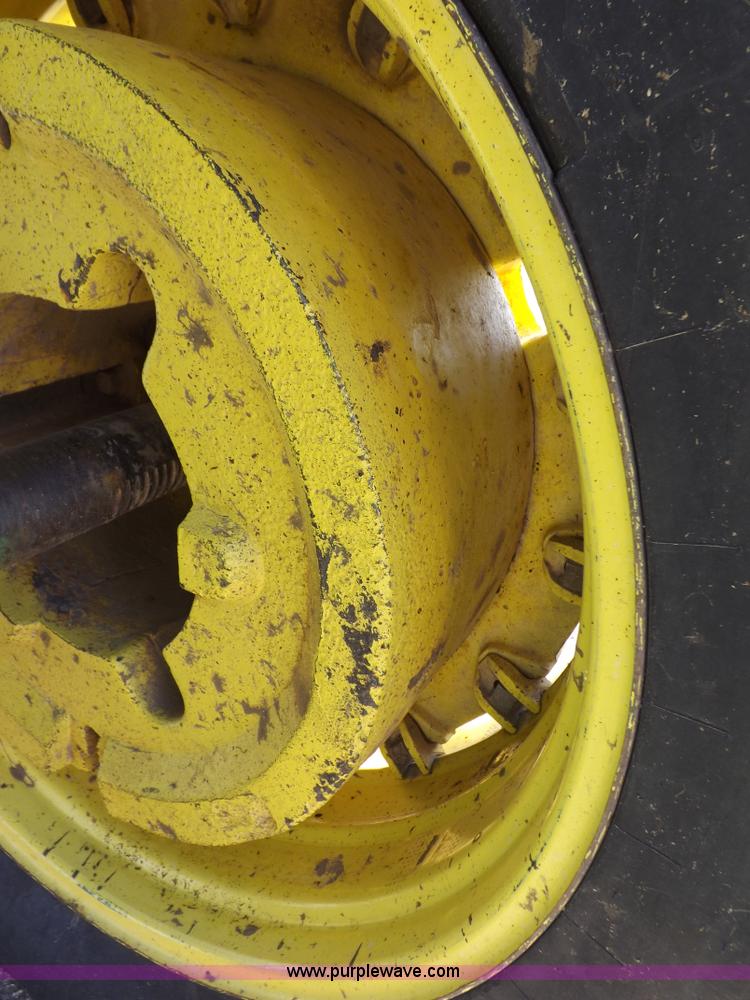 image for item I8350 John Deere 4440 tractor