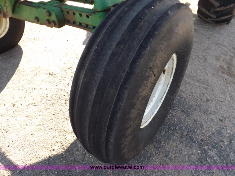 image for item I8350 John Deere 4440 tractor