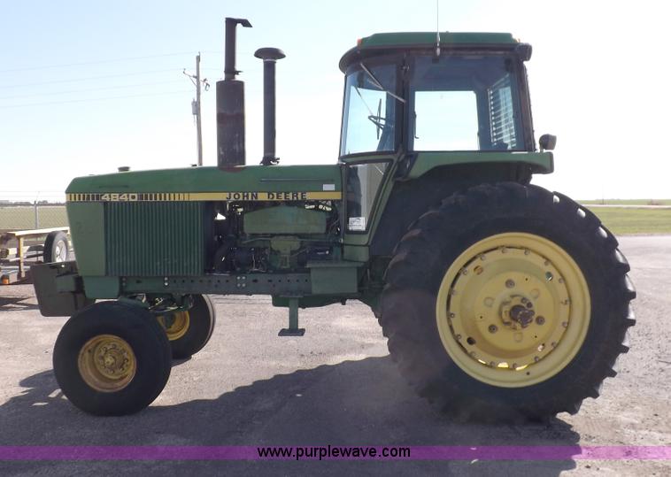 image for item I8351 John Deere 4840 tractor