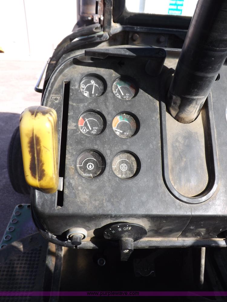 image for item I8351 John Deere 4840 tractor