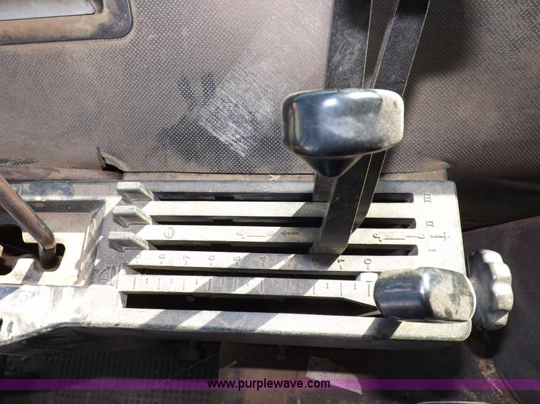 image for item I8351 John Deere 4840 tractor