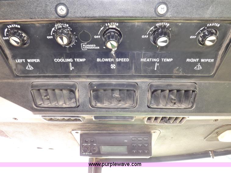 image for item I8351 John Deere 4840 tractor