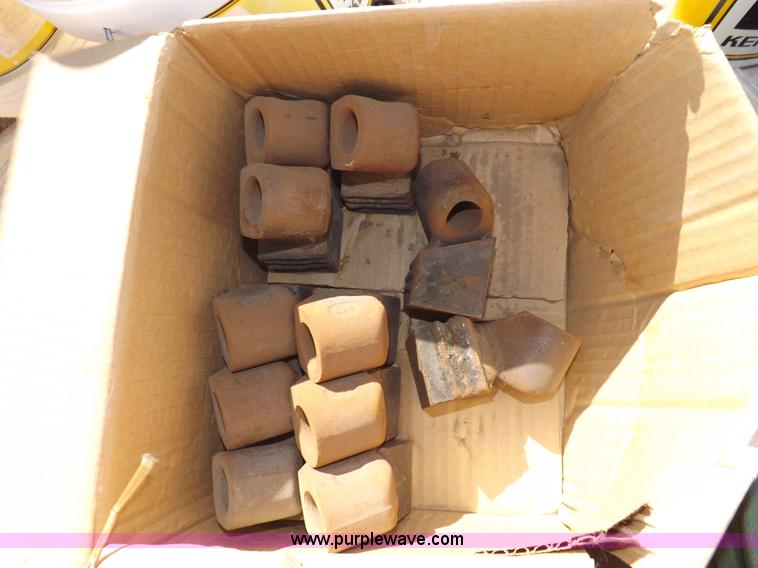 image for item I8454 Assorted carbide replacement cutter bits