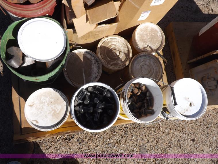 image for item I8454 Assorted carbide replacement cutter bits