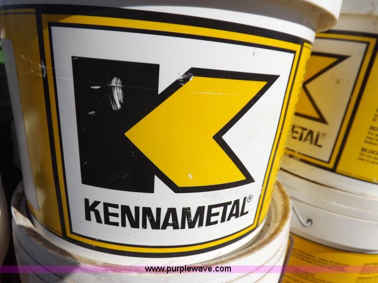 image for item I8454 Assorted carbide replacement cutter bits