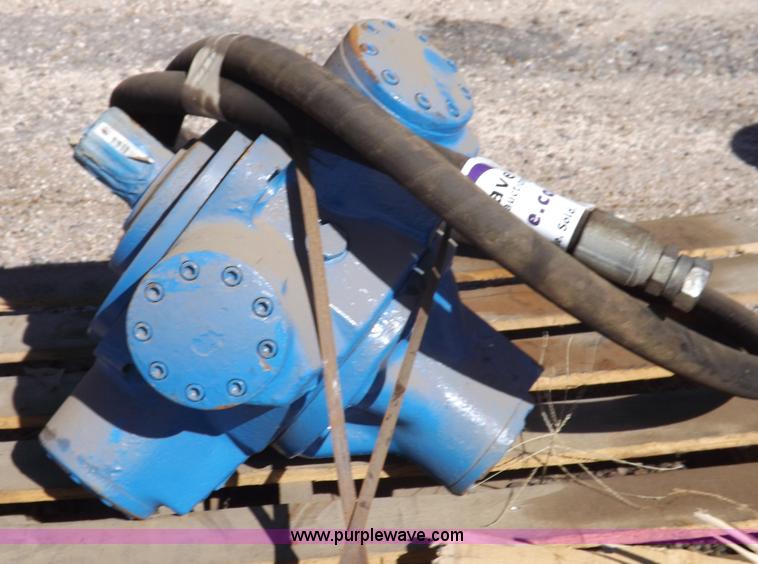 image for item I8455 Hydraulic final drive motor