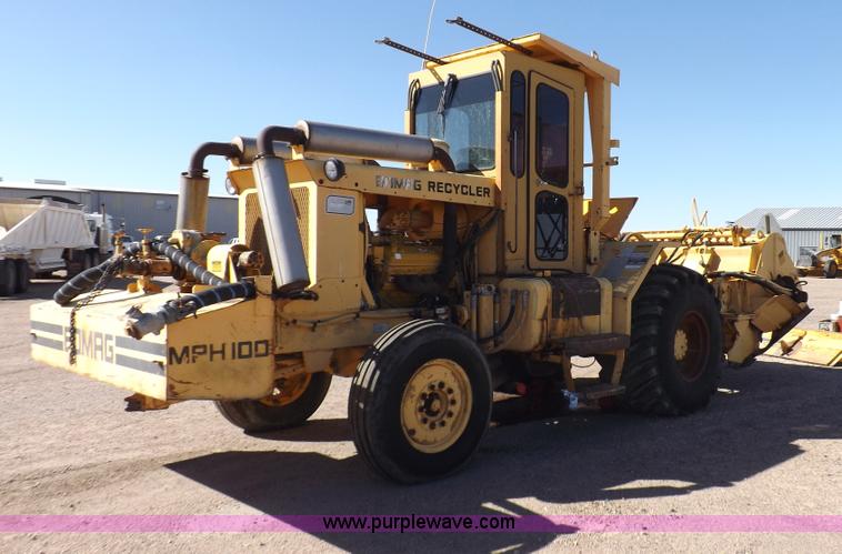 image for item I8458 Bomag MPH100 asphalt recycler