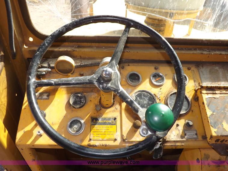 image for item I8458 Bomag MPH100 asphalt recycler