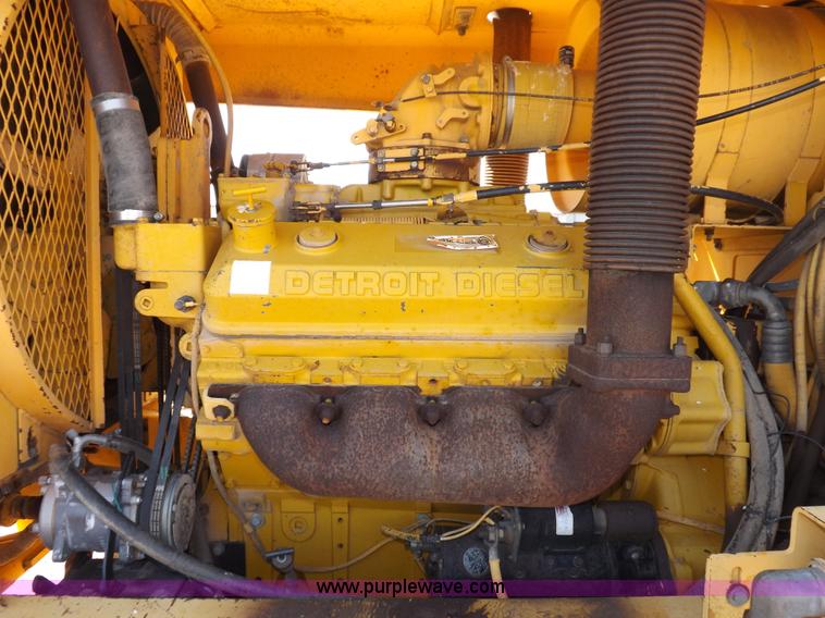 image for item I8458 Bomag MPH100 asphalt recycler