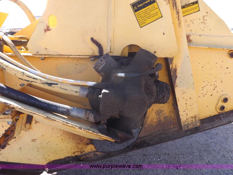 image for item I8458 Bomag MPH100 asphalt recycler