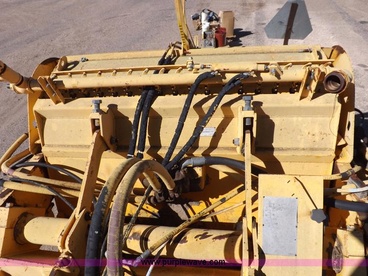 image for item I8458 Bomag MPH100 asphalt recycler