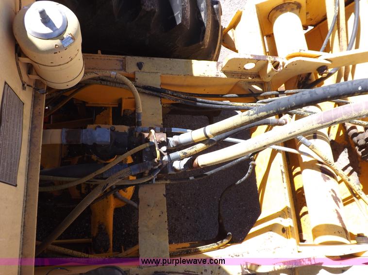 image for item I8458 Bomag MPH100 asphalt recycler