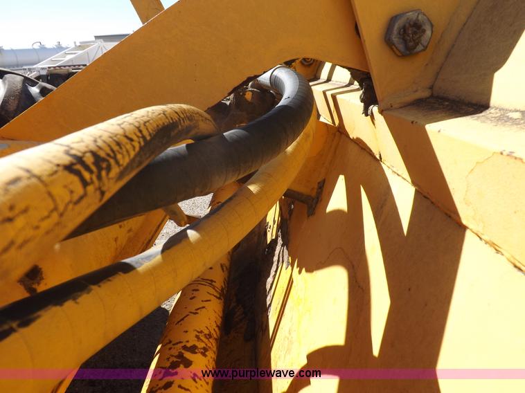 image for item I8458 Bomag MPH100 asphalt recycler