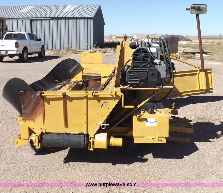 image for item I8459 HTC, Inc. 20P23D shoulder paving machine
