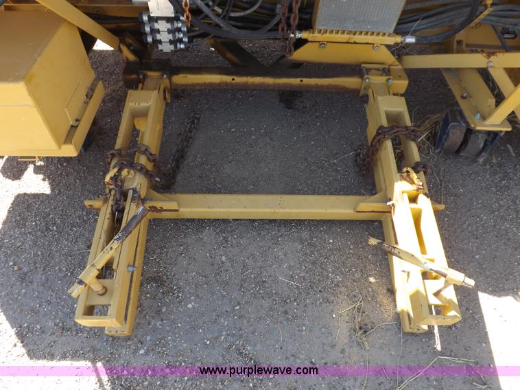 image for item I8459 HTC, Inc. 20P23D shoulder paving machine