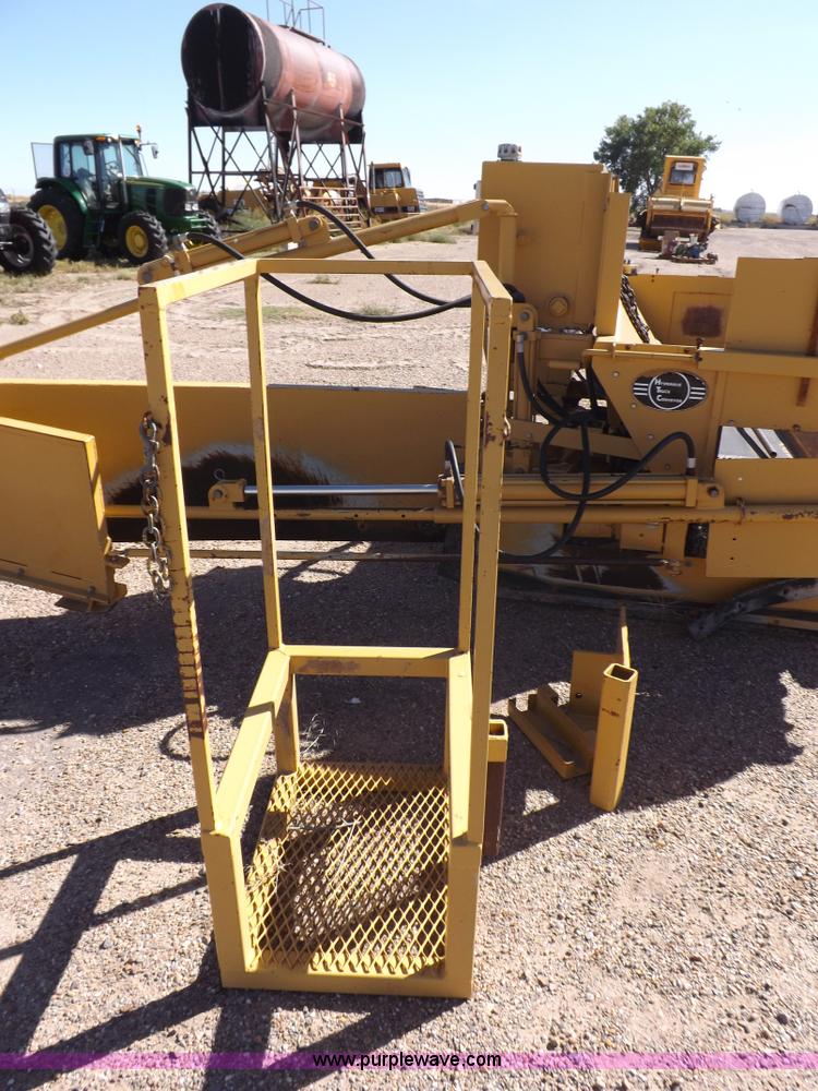 image for item I8459 HTC, Inc. 20P23D shoulder paving machine