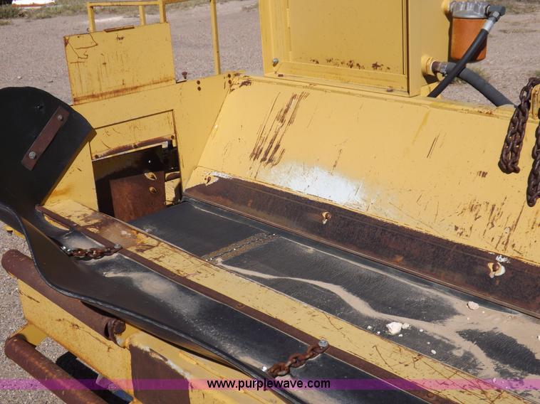 image for item I8459 HTC, Inc. 20P23D shoulder paving machine