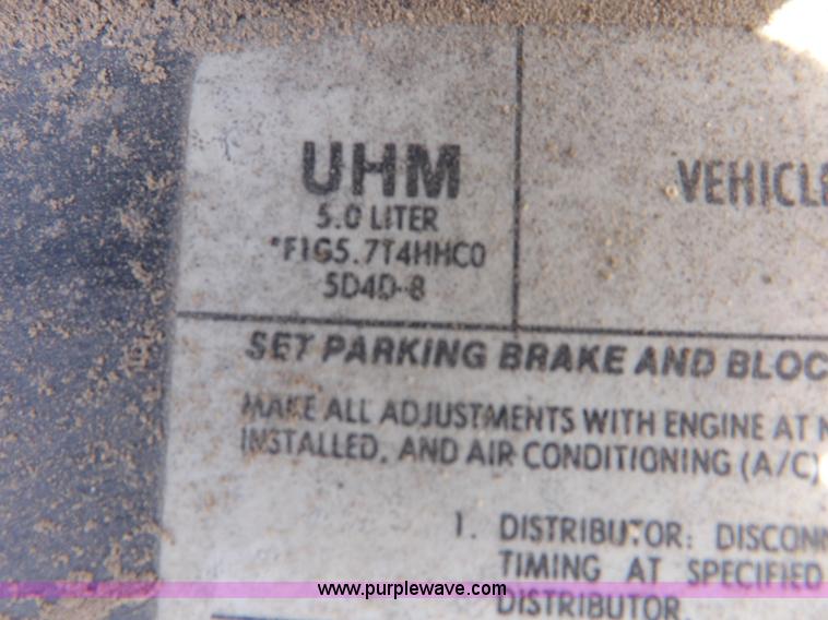 image for item I8488 1985 GMC Sierra Classic 1500 pickup truck