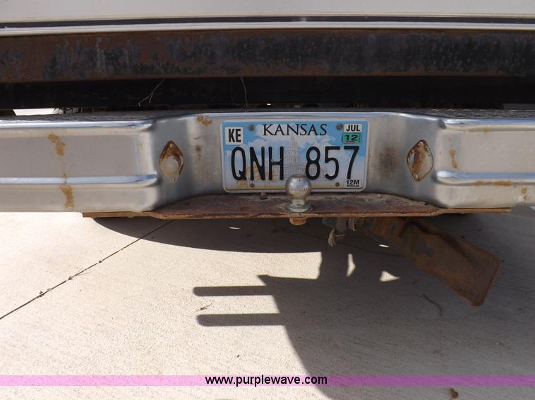 image for item I8488 1985 GMC Sierra Classic 1500 pickup truck