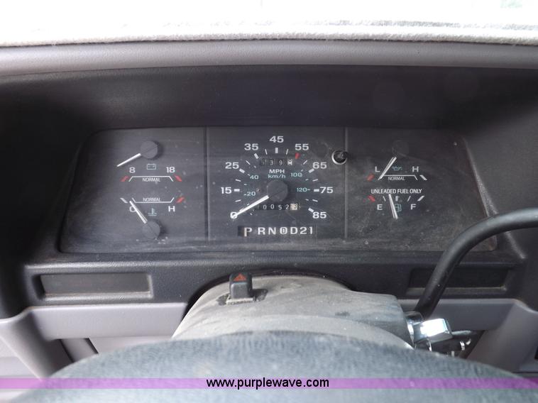 image for item I8489 1993 Ford Ranger XLT SuperCab pickup truck