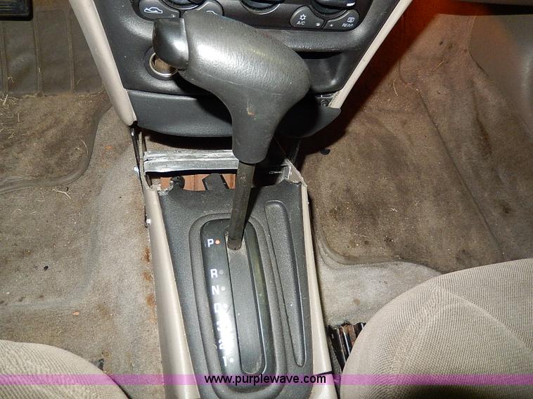 image for item I9448 2002 Chevrolet Malibu