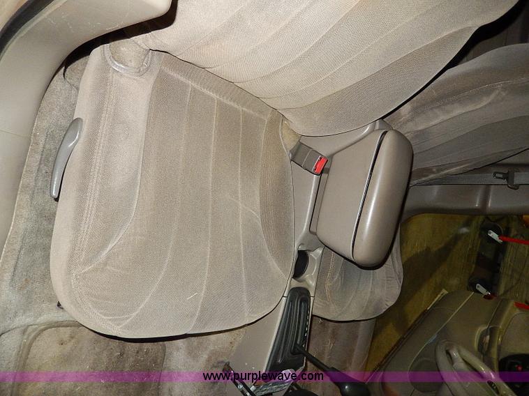 image for item I9448 2002 Chevrolet Malibu