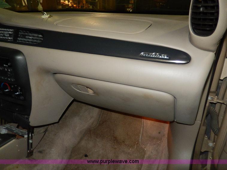 image for item I9448 2002 Chevrolet Malibu