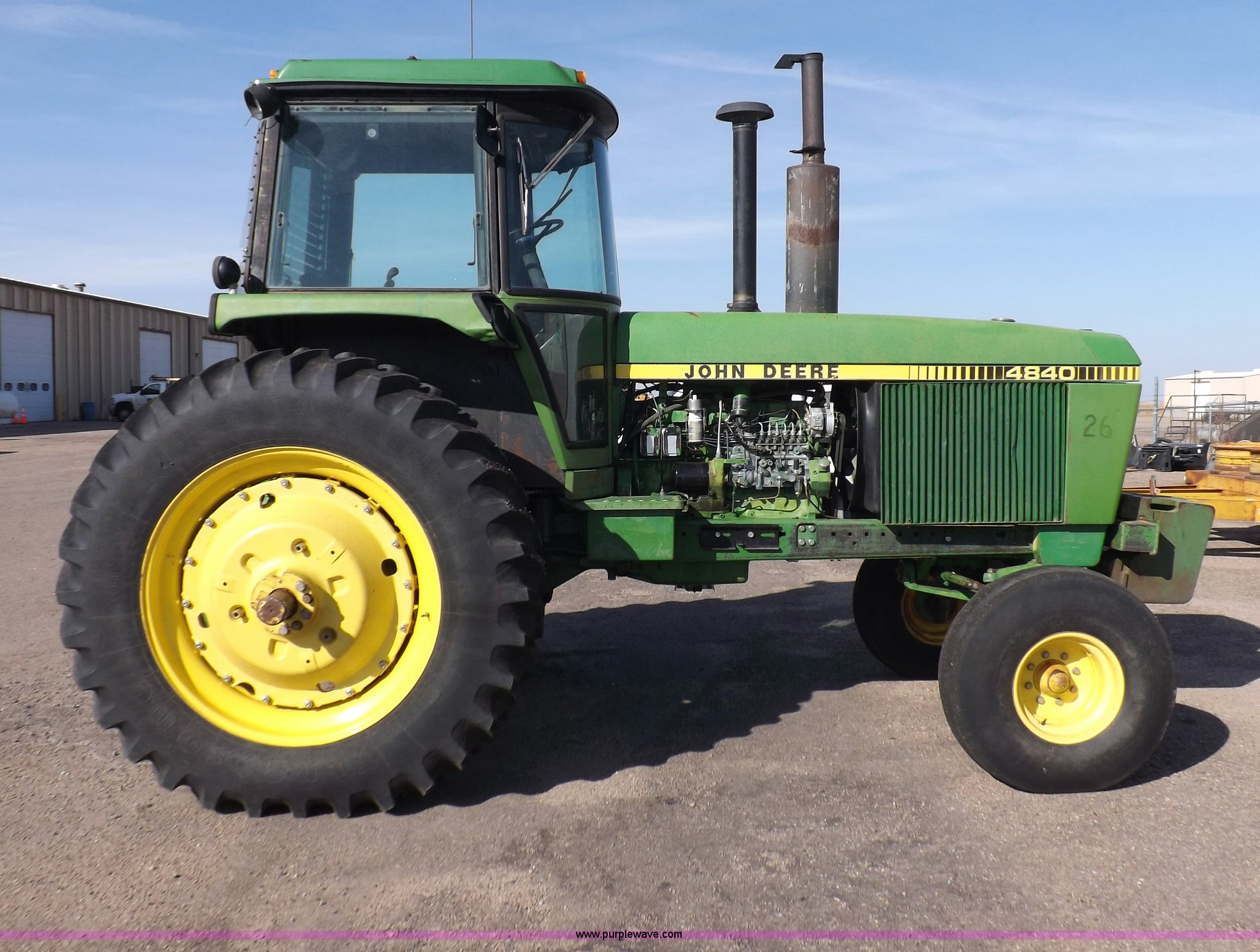 John Deere 4840 tractor in Ulysses, KS Item I8351 sold Purple Wave