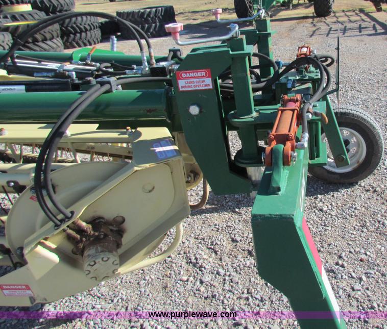 image for item AE9097 LMC 8907 hay rake