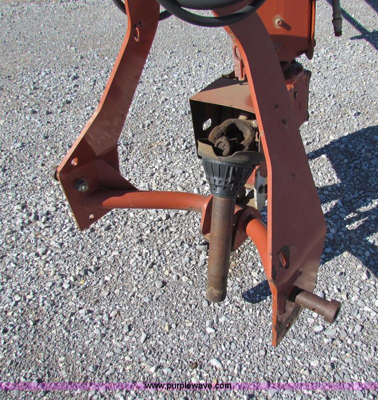 image for item AE9098 2003 Hesston 1365 disc mower