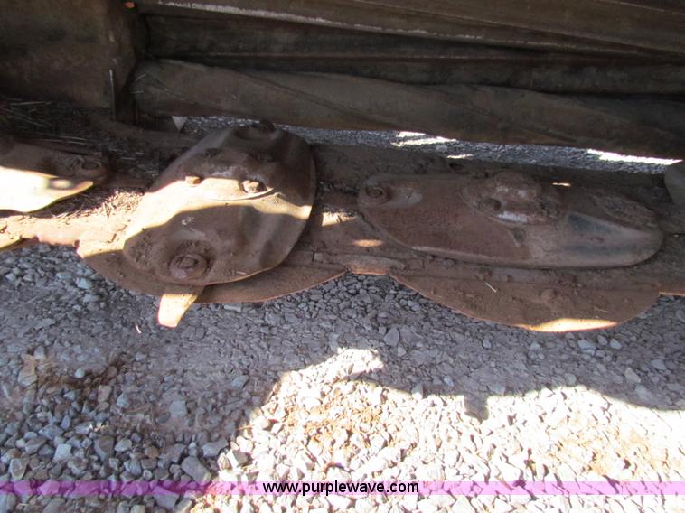 image for item AE9098 2003 Hesston 1365 disc mower