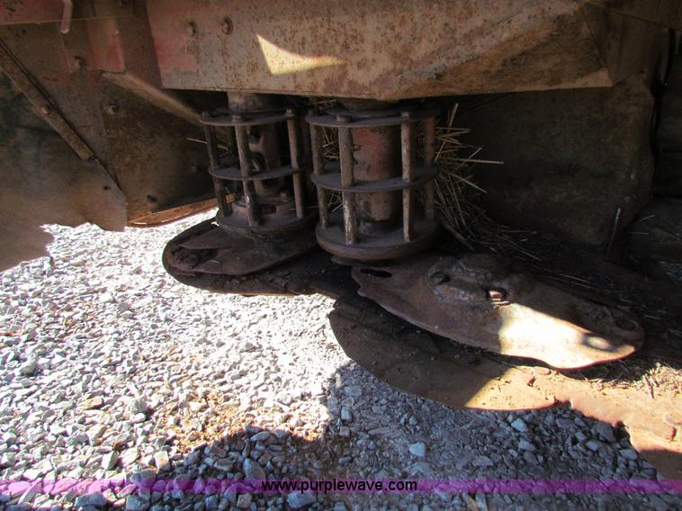 image for item AE9098 2003 Hesston 1365 disc mower