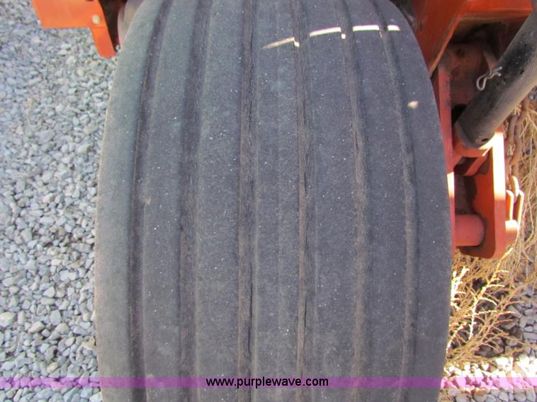 image for item AE9098 2003 Hesston 1365 disc mower