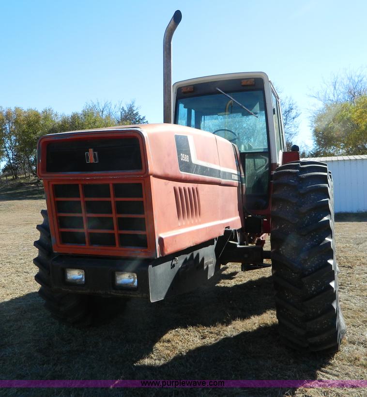 image for item AZ9020 1980 International Harvester 3588 2+2 4WD tractor
