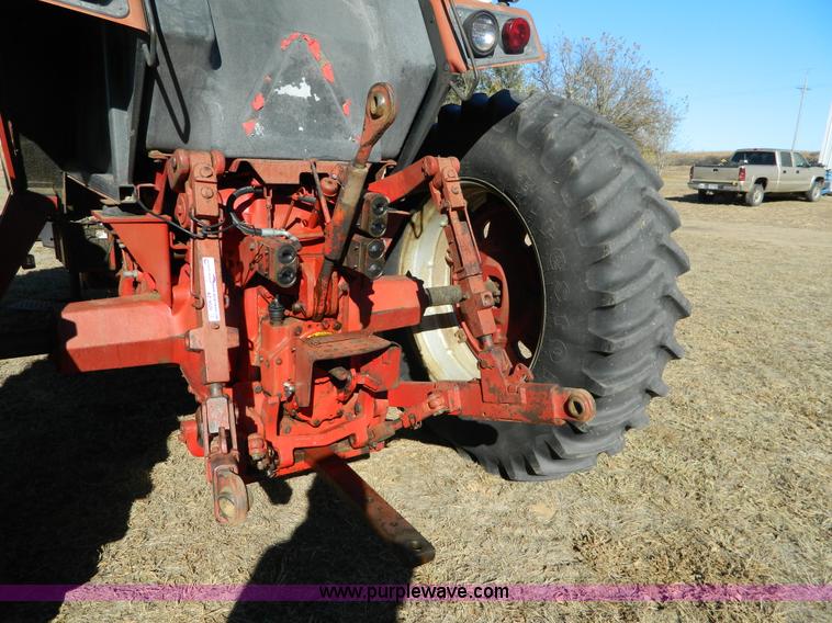 image for item AZ9020 1980 International Harvester 3588 2+2 4WD tractor