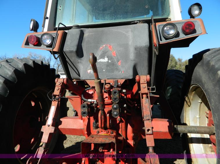 image for item AZ9020 1980 International Harvester 3588 2+2 4WD tractor