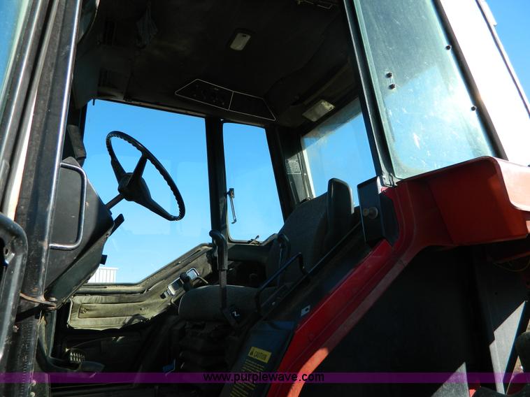 image for item AZ9020 1980 International Harvester 3588 2+2 4WD tractor