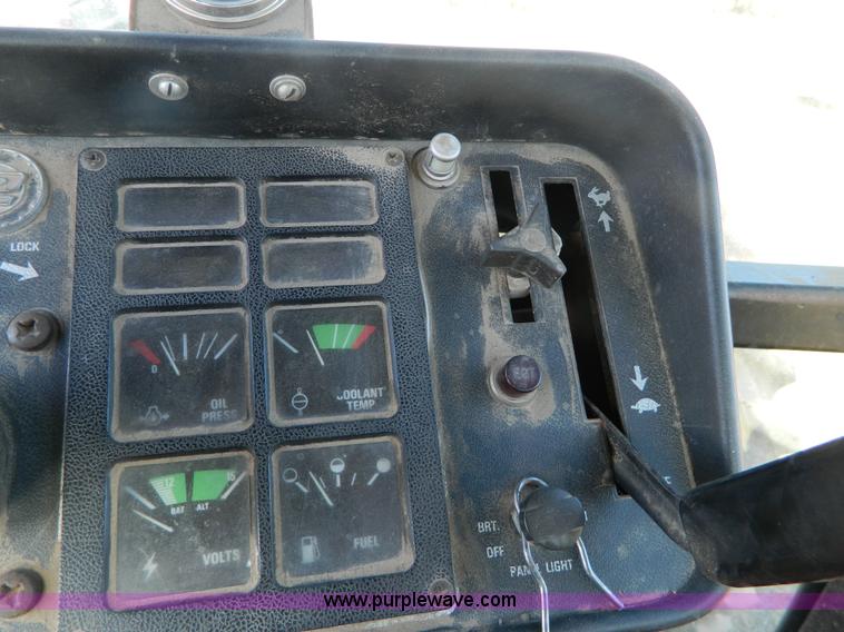 image for item AZ9020 1980 International Harvester 3588 2+2 4WD tractor