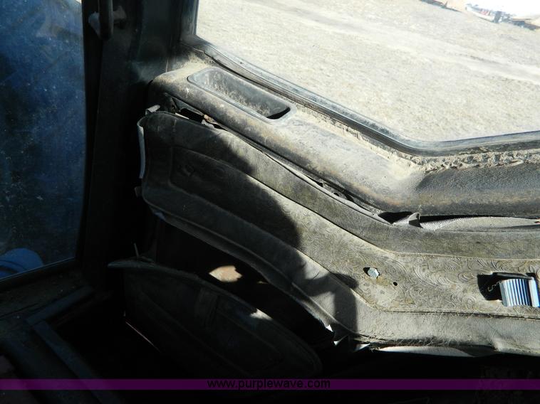 image for item AZ9020 1980 International Harvester 3588 2+2 4WD tractor