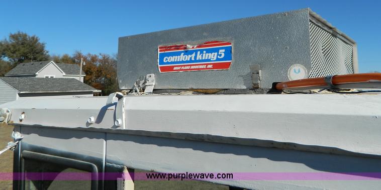 image for item AZ9027 1967 Gleaner C2 combine