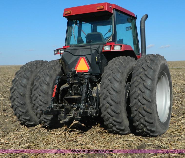 image for item AZ9039 1997 Case IH 8910 tractor